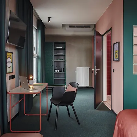 Basecamp Hotel Dortmund-2