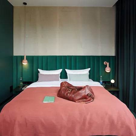 Basecamp Hotel Dortmund-3