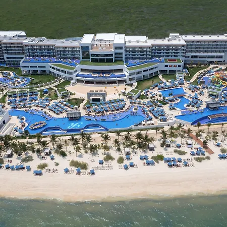 Royalton Splash Riviera Cancun, An Autograph Collection All-Inclusive Resort-3
