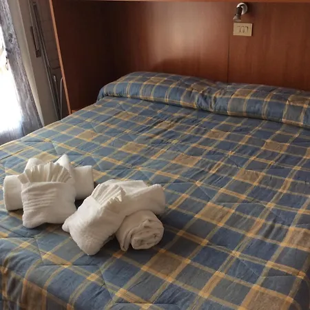 Hotel Aurora-3