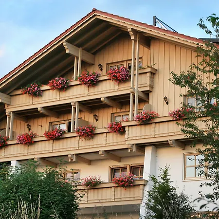 Haus Vierjahreszeiten-2
