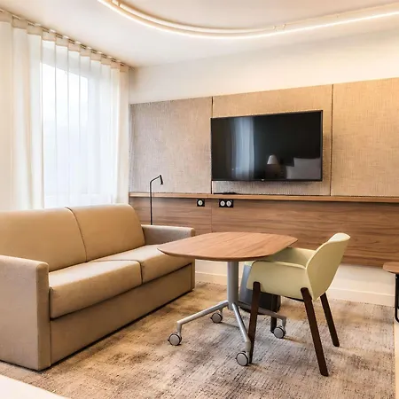 Novotel Suites Rouen Normandie-3