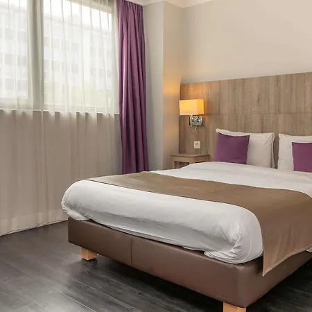 Mercure Versailles Parly 2-2