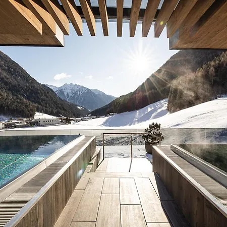 Alpine Luxury SPA Resort Schwarzenstein-2