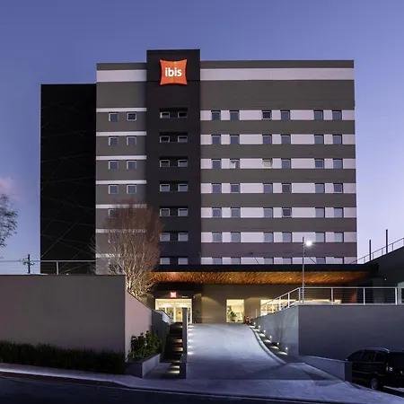 Ibis Botucatu-3