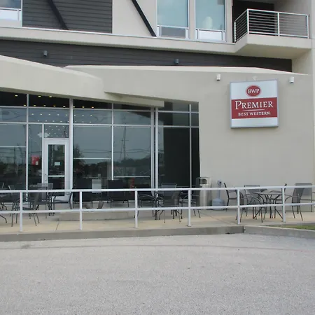 Best Western Premier Springfield Plaza District Hotel-3
