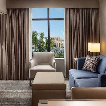 Embassy Suites By Hilton South Bend-3