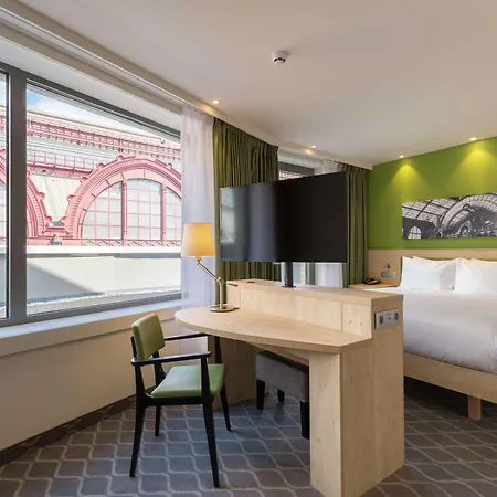 Hampton By Hilton Antwerp Central Station-3