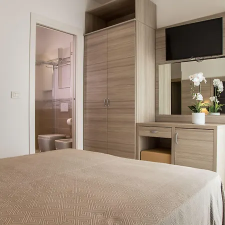 Hotel Prestige-3