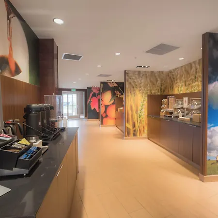 Fairfield Inn & Suites By Marriott Gaylord-2