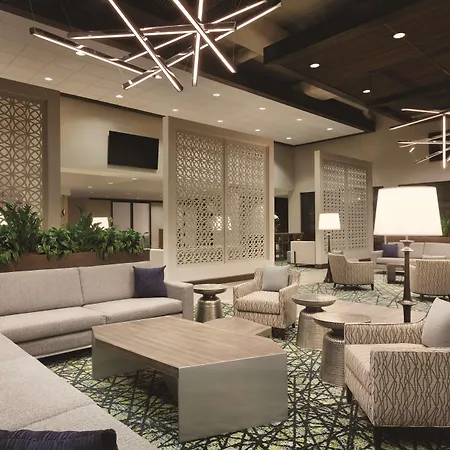 Embassy Suites San Antonio Brooks City Base Hotel & Spa-2