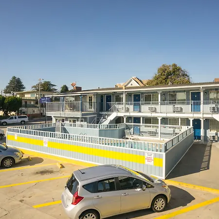 Salt Air Lodge-3