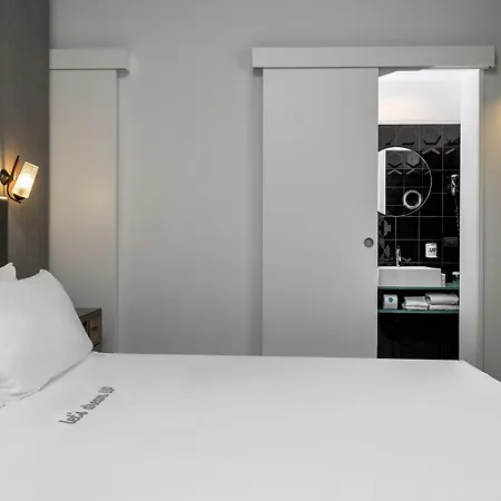 Up Hotel-3