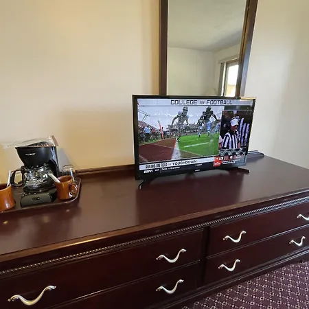 Lake Bluff Inn And Suites-2