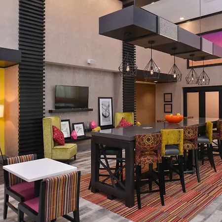 Hampton Inn And Suites Ames, Ia-3