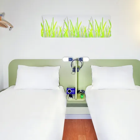 Ibis Budget Orgeval-2