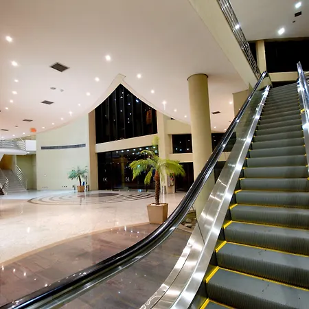 Hotel Golden Park Internacional Foz&Convenções By Nacional Inn-3