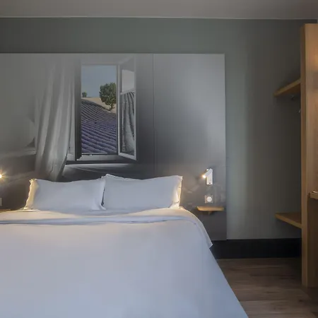 B&B Hotel Orange-2