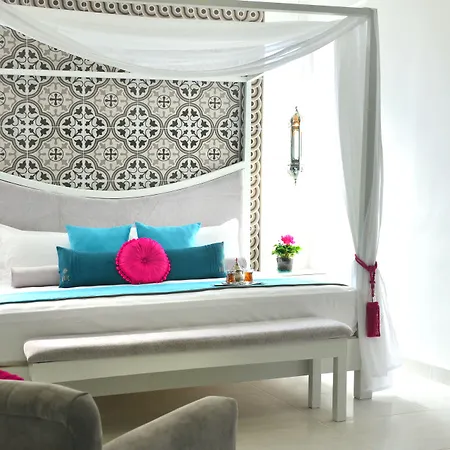 Unic Design Hotel - 5Th Avenue (Adults Only)-3