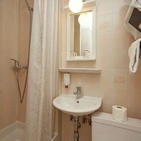 Hotel Central-2