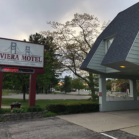 Riviera Motel-3