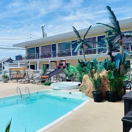Sandbox Motel-3