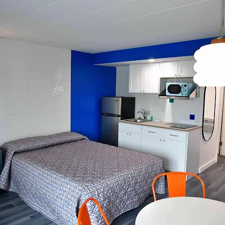The Jolly Roger Motel-2