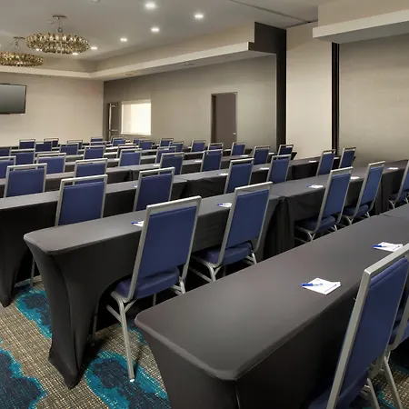 Holiday Inn Express Hotel & Suites Waco South By Ihg-2