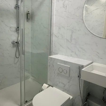 Hotel Montmartre - Nouvellement Renove-3