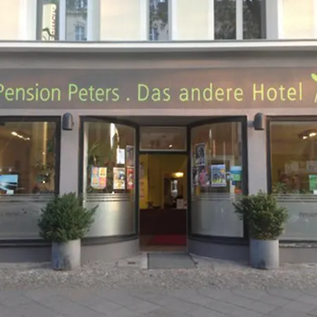 Pension Peters - Das Andere Hotel-2