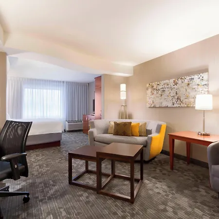 Courtyard By Marriott Kalamazoo Portage-3