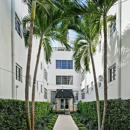 Lincoln Arms Suites-3