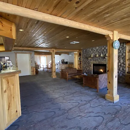 River Canyon Lodge-2