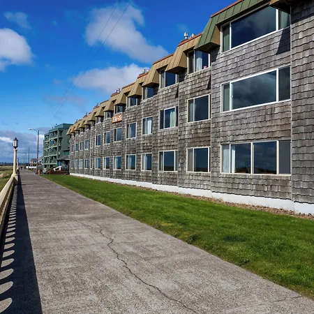 Ebb Tide Oceanfront Inn-3
