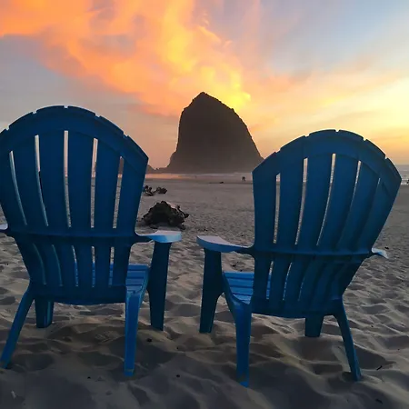 Hallmark Resort In Cannon Beach-3