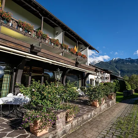 Parkhotel Wallgau 4 Sterne Superior Alpenjuwel mit Spa Genuss, Golf&Wellness in der Karwendel-Region Tradition trifft Eleganz im stilvollen Rückzugsort-2