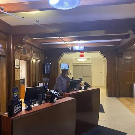 The Tudor Arms Hotel Cleveland - A Doubletree By Hilton-3