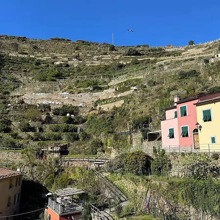 Giovanni Rooms Manarola-2