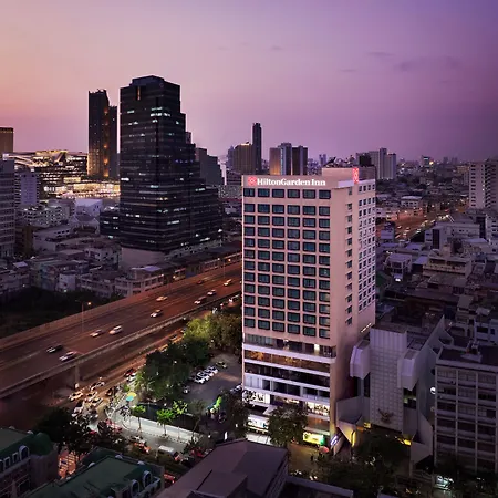 Hilton Garden Inn Bangkok Silom-2