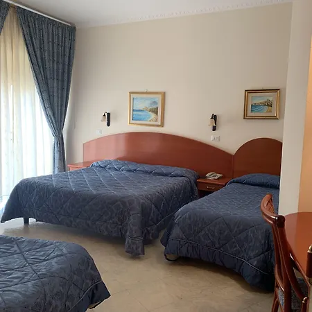 Hotel Mediterraneo-2