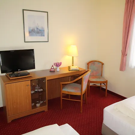 Hotel Weisser Schwan-3