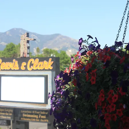 Lewis & Clark Motel - Bozeman-3