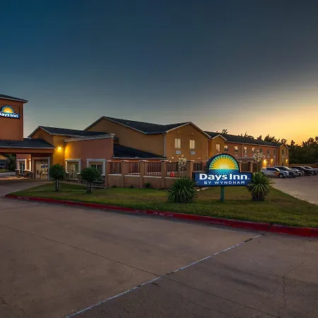 Days Inn By Wyndham Rockdale Texas-2