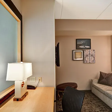 Doubletree By Hilton Hotel Baton Rouge-3