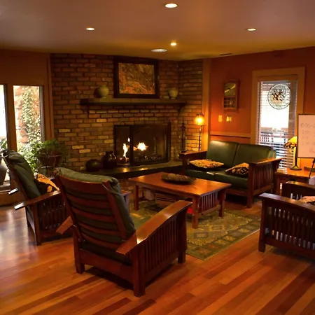 Lodge At Sedona-3