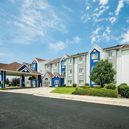 Microtel Inn & Suites Cheyenne-2