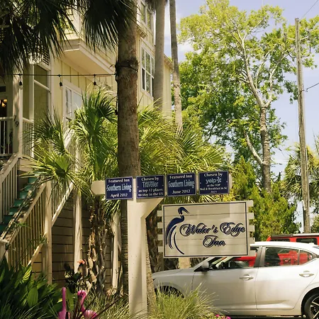Water'S Edge Inn - Adults Only-3
