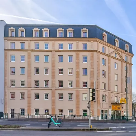 Kyriad Eco - Suresnes - La Defense-2