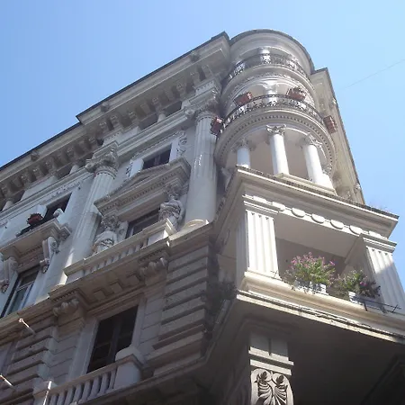 Hotel Le Petit-2