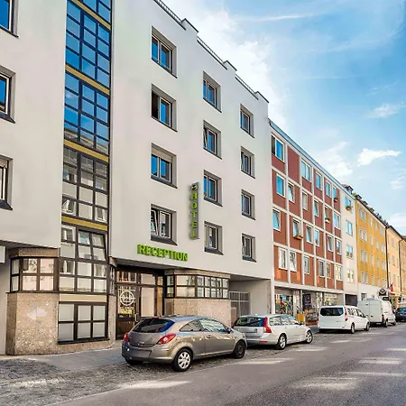 Ghotel Hotel & Living Muenchen-City-3